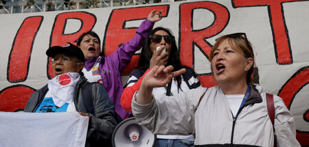 Protest vor Gericht in Quito: Das nannte Glas’ Festnahme illegal...