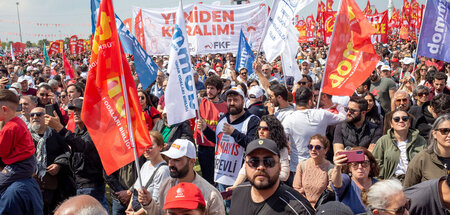 Im vergangenen Jahr fand die Istanbuler Maikundgebung noch ferna...