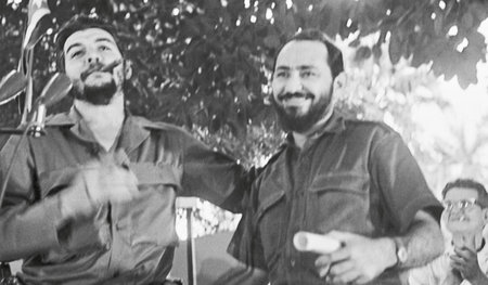 14. März 1964: Mit Preisträger Francisco Padrón (r.) bei einer A...