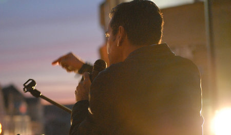 Ken Jebsen im November 2015 während seines Auftritts bei »Wir si...