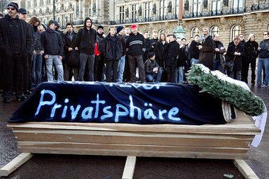 Protest gegen den Überwachungsstaat am 31. Dezember 2007 in Hamb...