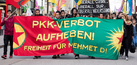 Demonstration gegen die Kriminalisierung kurdischer Aktivisten (...
