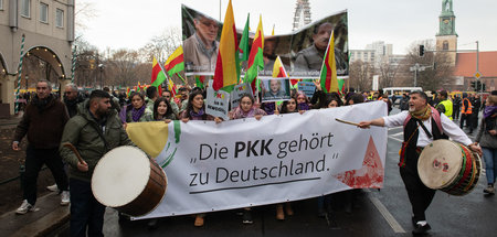 25 Jahre PKK-Verbot: Demonstration in Berlin für die Entkriminal...