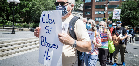 Proteste gegen US-Einmischung und Blockade Kubas in New York