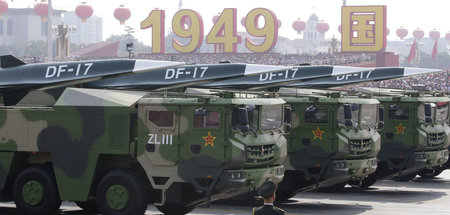 Ernstzunehmender Gegner der NATO: Chinesische Streitkräfte mit H...