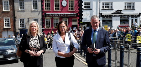 Michelle O’Neill, Mary Lou McDonald und Conor Murphy von Sinn Fe...
