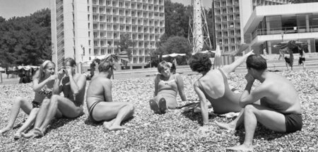 Entspannte Zeit. Urlaub in der Sowjetunion (an der Schwarzmeerkü...