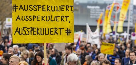 »Zu Ende erzählt«: Demo gegen Immobilienlobby in Stuttgart