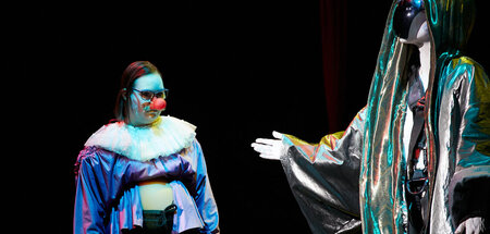 »Und welche Körper umgekehrt immer schon in einem Ende der Welt ...