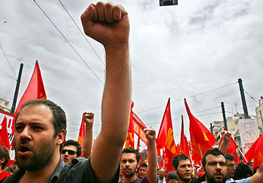Klassenkampf stärken – KKE-Demonstration am
vergangen... Klassenkampf stärken – KKE-Demonstration am
vergangen...