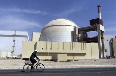 Trotz Drohung und Sanktionen: Iran besteht auf seinem Recht auf
...