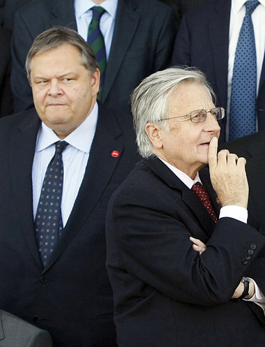 Retter oder Bruchpilot? EZB-Chef Jean-Claude Trichet (rechts) mi...