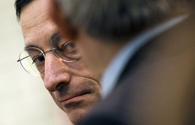 EZB-Chef Mario Draghi wirft Finanzminister Wolfgang Sch&auml;ubl...