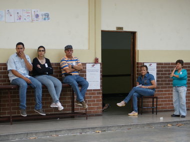 Warten auf die Stimmabgabe