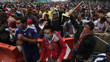 CNTE-Gewerkschafter nach der Vertreibung vom Zocalo-Platz in Mex...