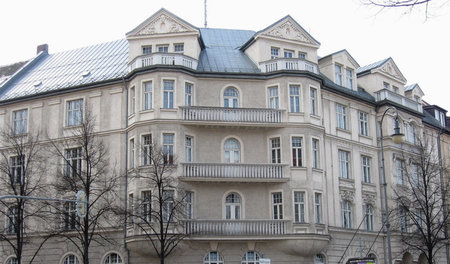 Hitlers Wohnung am Münchener Prinzregentenplatz 16 im 2. Stock: ...