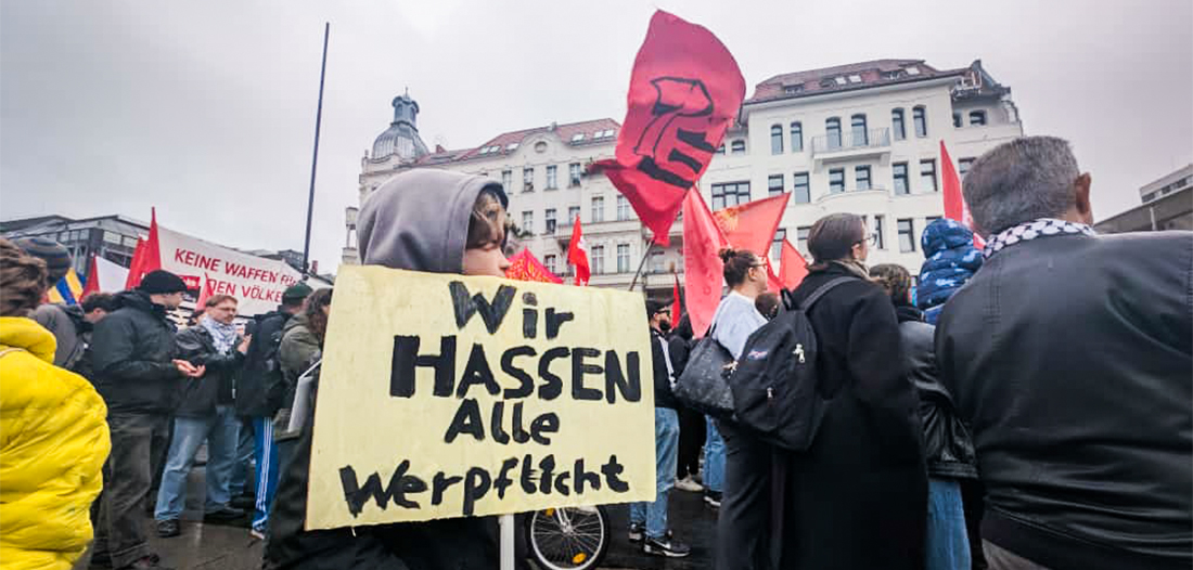 Polizei ermittelt gegen Linke-MdB Cem Ince, der gegen seine Festnahme ...