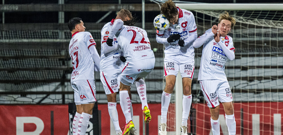 Fu-ball-Auf-ein-Neues