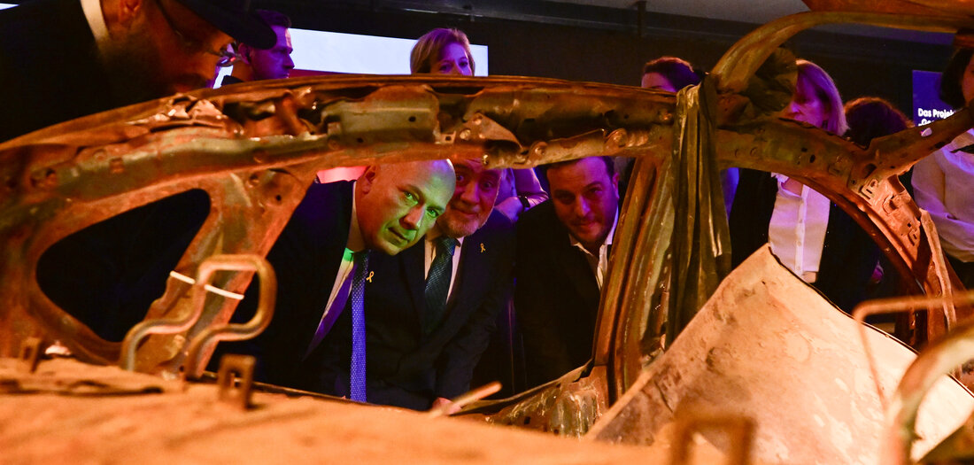 Nova-Austellung-in-Berlin-B-hne-f-r-Siedler