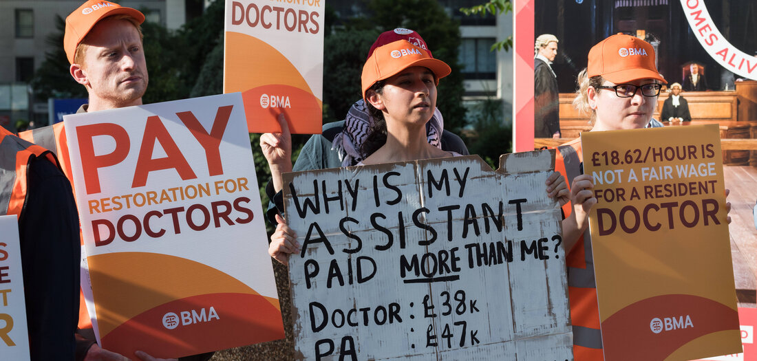 NHS-Gro-britannien-Streik-gegen-den-Mangel