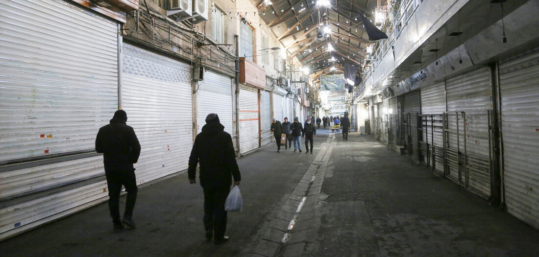 Krise-der-Islamischen-Republik-Protestwelle-im-Iran