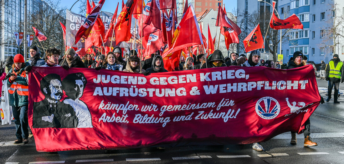 Luxemburg-Liebknecht-Demonstration: »Nie wieder kriegstüchtig!«