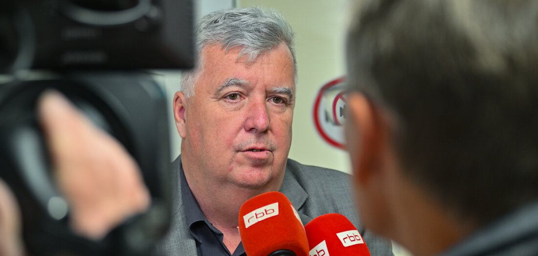 Porträt: Geiseln des Tages: Strausberger Wahlbriefe