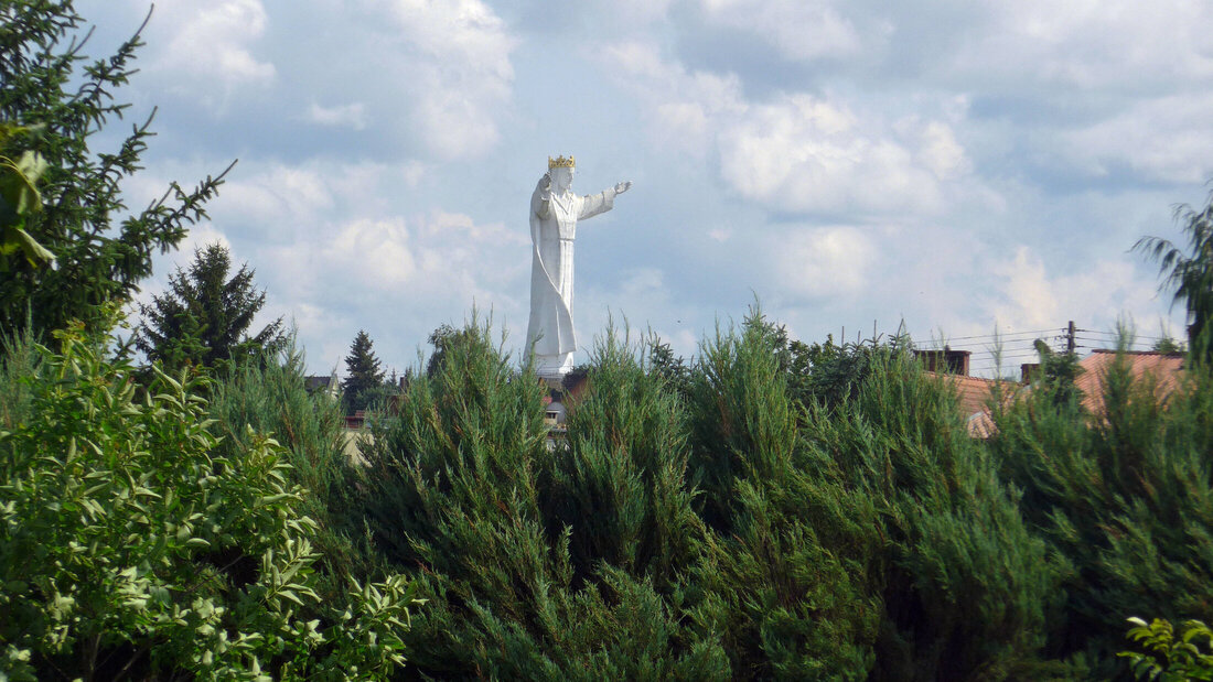 Porträt: Erbauung des Tages: Marienstatue