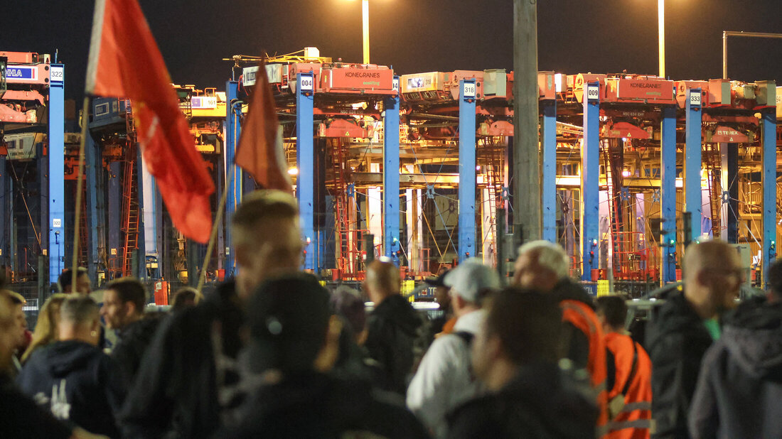 Tarifrunde Seehäfen: Urabstimmung in Nordseehäfen