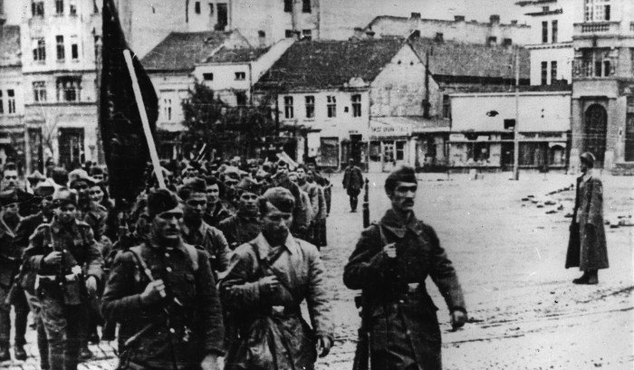 »Was zählte, war der Kampf gegen den Faschismus«, Tageszeitung junge