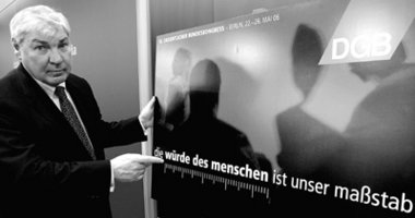 Sommer präsentiert das Motto des DGB-Kongresses im Mai