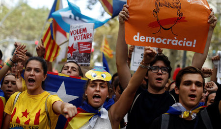 Kämpferische Jugend: Am Donnerstag demonstrierten in Barcelona Z...