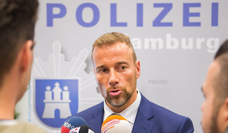 Der Leiter der Polizei-Sonderkommission »Schwarzer Block«, Jan H...