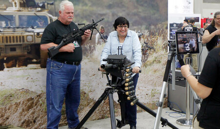 Ein hochgerüstetes Land: Die Liebe zu den Waffen ist in den USA ...