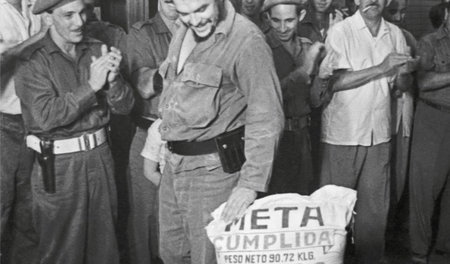 31. Juli 1962: Bei der Freiwilligenarbeit in der Mühle José Anto...