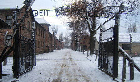 In seinem Geburtsort Ahrensbök in Schleswig-Holstein wurde Jörg ... In seinem Geburtsort Ahrensbök in Schleswig-Holstein wurde Jörg ...