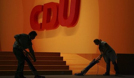 Die im Dunkeln sieht man nicht: Millionen arbeiten für niedrige ...