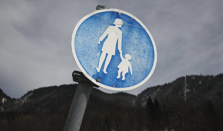 Der »freie Lohnarbeiter« ist im Kapitalismus männlich. Frauen mü... Der »freie Lohnarbeiter« ist im Kapitalismus männlich. Frauen mü...