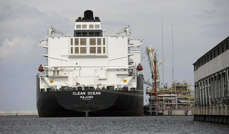 Teure Alternative zur Kohle: LNG-Tanker löscht am 8. Juni in Swi...