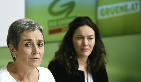 Ulrike Lunacek (links) und Ingrid Felipe erklärten nach der Wahl...