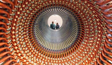 Geht es nach den Bossen könnten die Beschäftigten der Siemens-Kr... Geht es nach den Bossen könnten die Beschäftigten der Siemens-Kr...