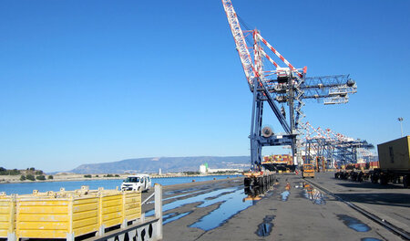 Der kalabrische Hafen Gioia Tauro wird auch das »Müllzentrum Eur...