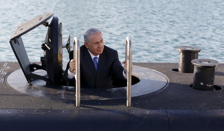 Inspektion deutscher Rüstungsgüter: Israels Premierminister Benj...