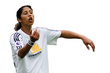 Auch ohne letztes Kopfballtor würdig abgetreten: Steffi Jones Auch ohne letztes Kopfballtor würdig abgetreten: Steffi Jones