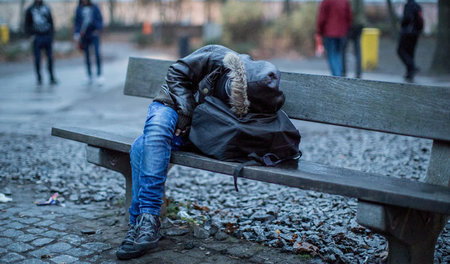 ZDF-Bericht bringt Berliner Senat und Wohnheimbetreiber in die B...
