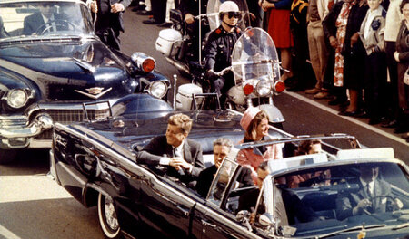 Kurz vor dem Attentat: Der frühere US-Präsident John F. Kennedy ...