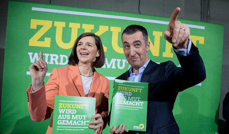 Bei der Präsentation des Wahlprogramms am 10. März hatten Katrin... Bei der Präsentation des Wahlprogramms am 10. März hatten Katrin...