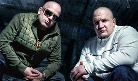 Ein Talent nicht nur auf der Bühne: MC Bogy (r.) lässt seine Gäs...