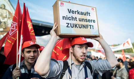 Haben die Sorge das im Zuge der Fusion mit Tata auch ihre Zukunf...
