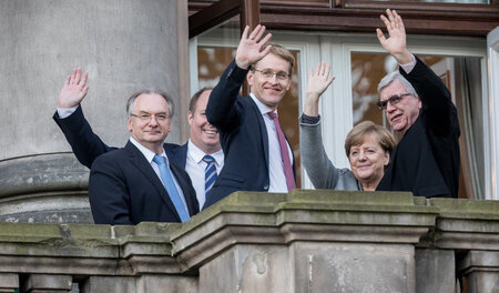 CDU-Ministerpräsidenten und ihre Kanzlerin winkten am Freitag hu...